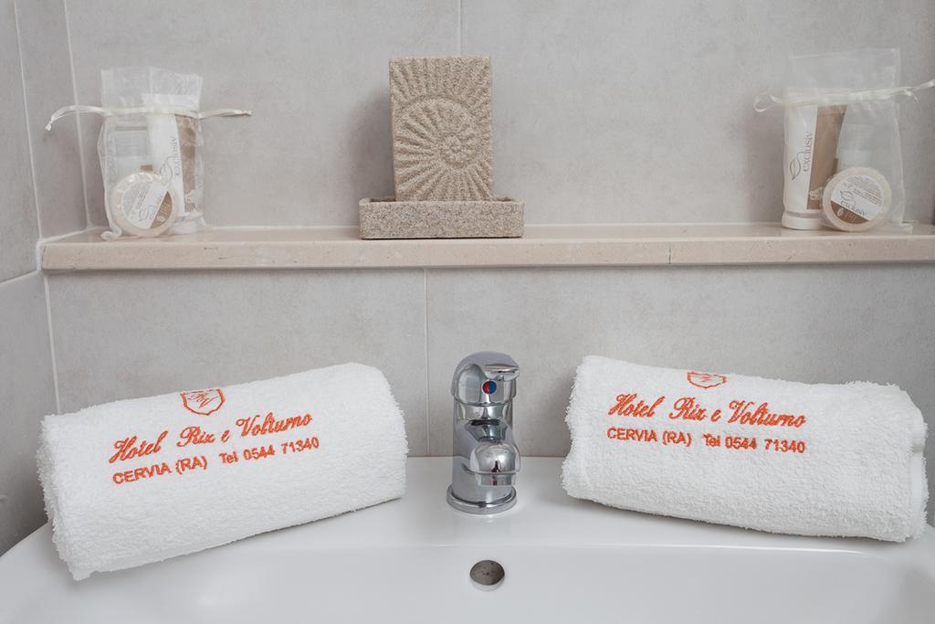 Hotel Riz チェルヴィア エクステリア 写真