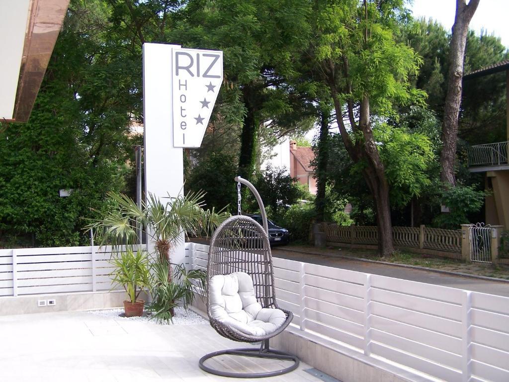 Hotel Riz チェルヴィア エクステリア 写真