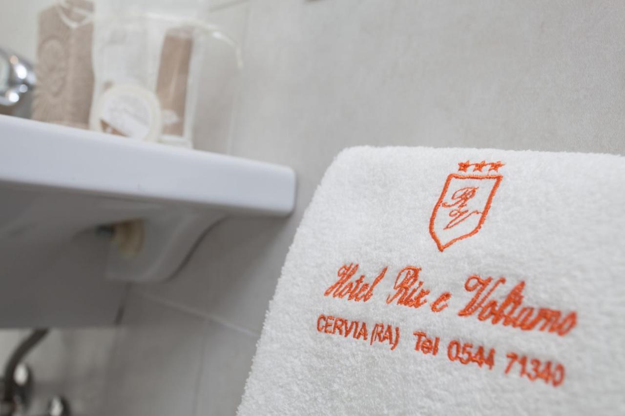 Hotel Riz チェルヴィア エクステリア 写真